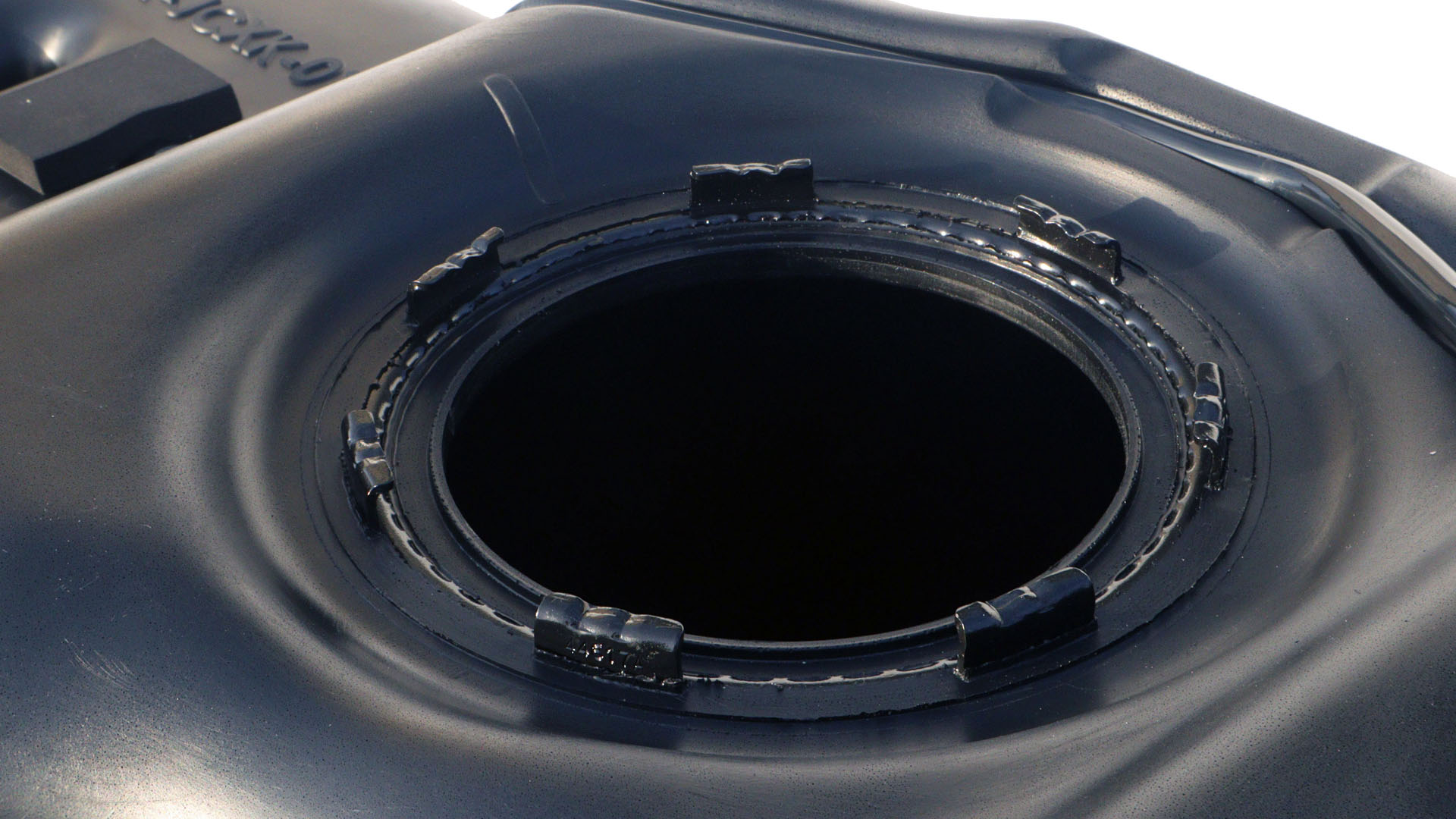 jeep commander fuel tank sending unit hole